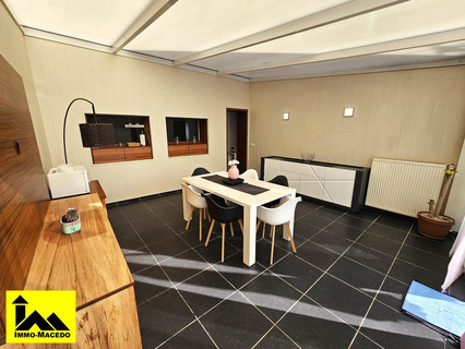 Haus 7 Zimmer zu verkaufen in Niederfeulen