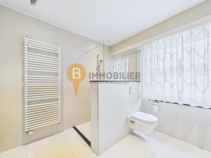 Moradia com 5 quarto(s) para venda em Meispelt