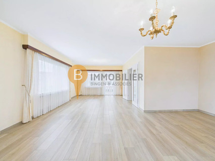 Moradia com 5 quarto(s) para venda em Meispelt