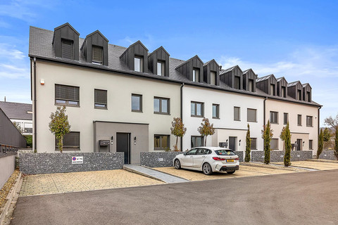 Moradia com 4 quarto(s) para venda em Hünsdorf