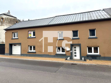 Moradia geminada com 4 quarto(s) para venda em Hobscheid