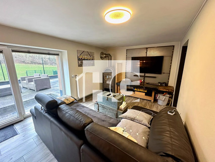 Moradia geminada com 4 quarto(s) para venda em Hobscheid