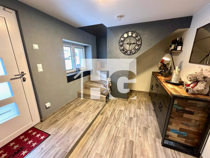 Moradia geminada com 4 quarto(s) para venda em Hobscheid