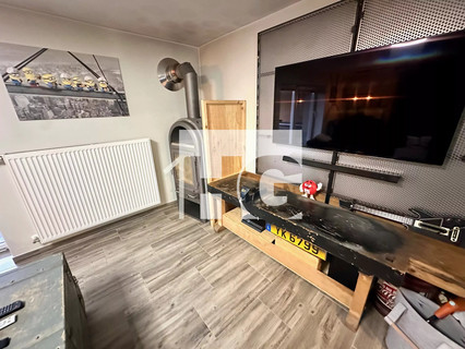 Moradia geminada com 4 quarto(s) para venda em Hobscheid