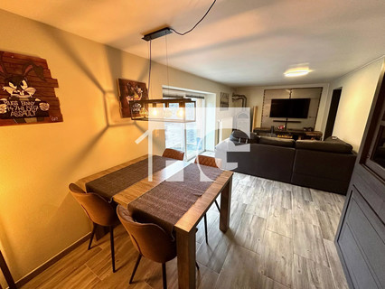 Moradia geminada com 4 quarto(s) para venda em Hobscheid