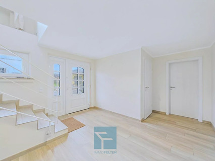 Moradia com 5 quarto(s) para venda em Meispelt