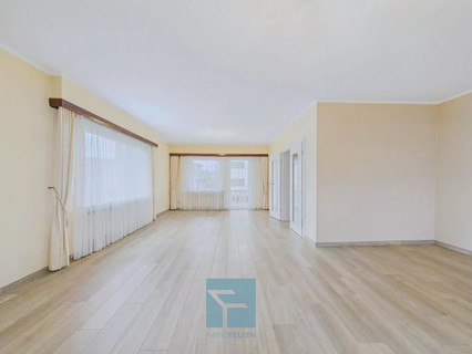 Moradia com 5 quarto(s) para venda em Meispelt