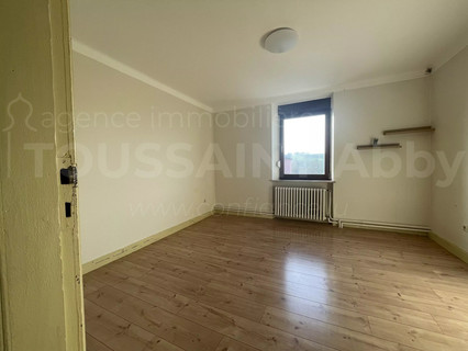 Moradia com 4 quarto(s) para venda em Pratz