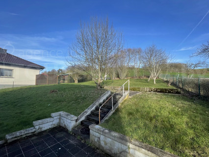 Moradia com 4 quarto(s) para venda em Pratz