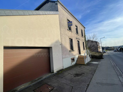 Moradia com 4 quarto(s) para venda em Pratz