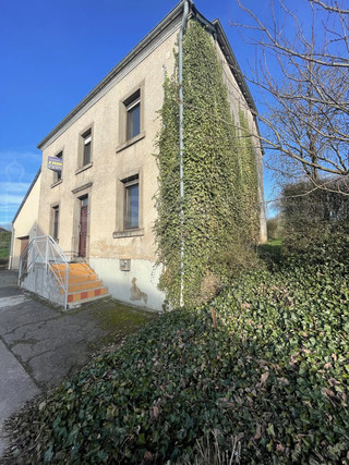 Moradia com 4 quarto(s) para venda em Pratz