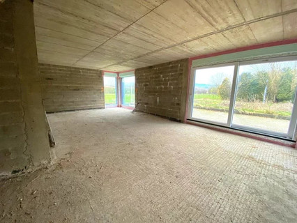 Moradia com 5 quarto(s) para venda em Erpeldange (Bous)