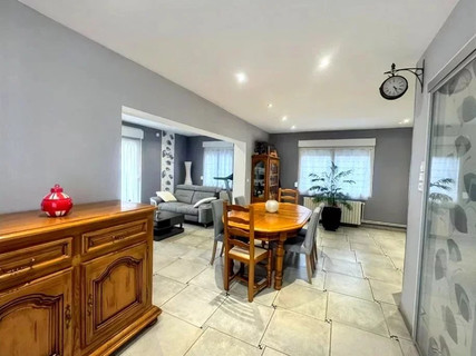 Casa de aldeia com 3 quarto(s) para venda em Longwy