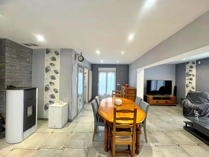 Casa de aldeia com 3 quarto(s) para venda em Longwy