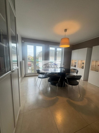 Duplex com 4 quarto(s) para venda em Aspelt