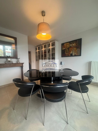 Duplex com 4 quarto(s) para venda em Aspelt