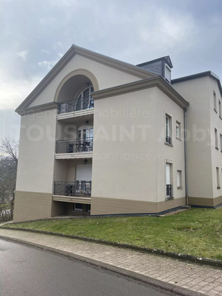 Apartamento com 2 quarto(s) para venda em Clemency