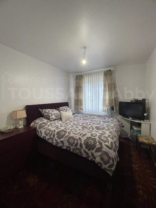 Apartamento com 2 quarto(s) para venda em Clemency