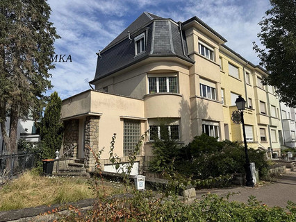 Semi-detached with 4 bedroom(s) to sell in Howald