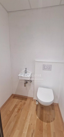 Local industrial para venda em Differdange