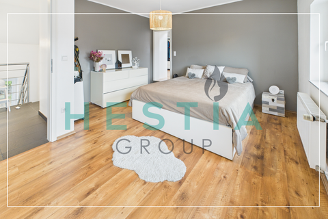 Casa geminada com 6 quarto(s) para venda em Flaxweiler