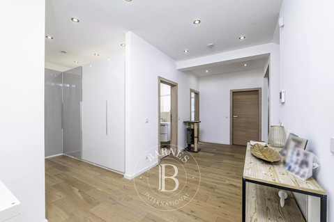 Moradia com 4 quarto(s) para venda em Roodt-sur-Syre