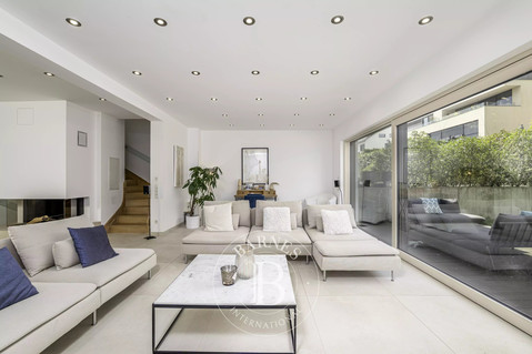 Moradia com 4 quarto(s) para venda em Roodt-sur-Syre