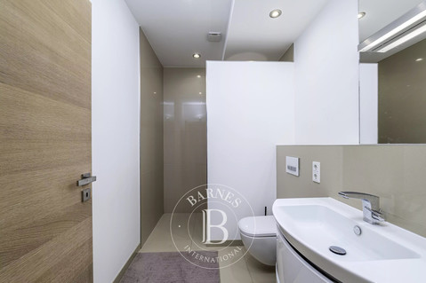 Moradia com 4 quarto(s) para venda em Roodt-sur-Syre