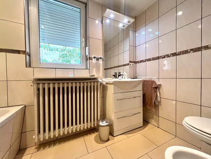 Casa de aldeia com 5 quarto(s) para venda em Luxembourg-Bonnevoie