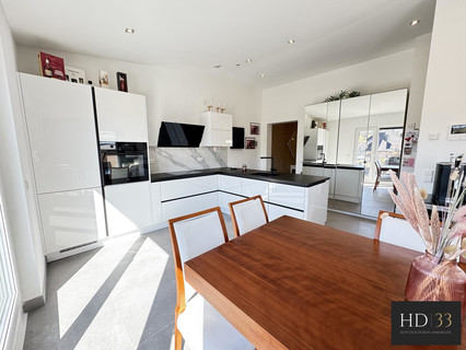 Penthouse com 2 quarto(s) para venda em Lamadelaine