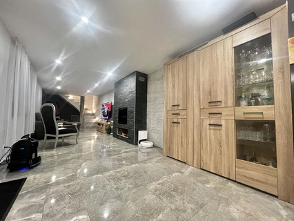 Moradia com 4 quarto(s) para venda em Assel