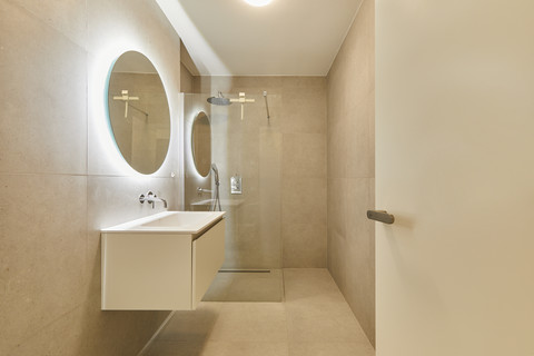 Casa geminada com 4 quarto(s) para venda em Bertrange