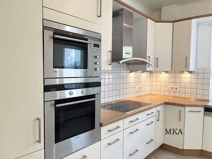Moradia geminada com 5 quarto(s) para alugar em Luxembourg-Belair