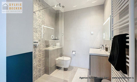 Moradia com 4 quarto(s) para venda em Hünsdorf