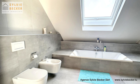 Moradia com 4 quarto(s) para venda em Hünsdorf