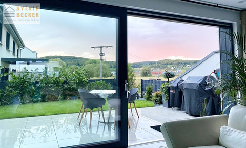 Moradia com 4 quarto(s) para venda em Hünsdorf