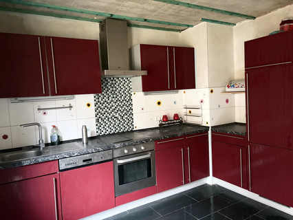 Moradia com 5 quarto(s) para venda em Eselborn