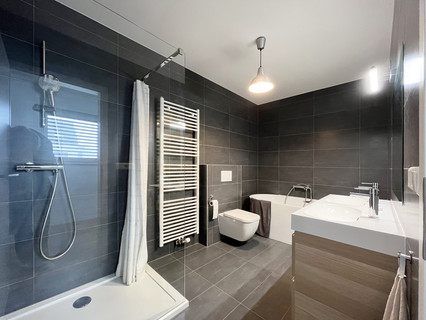 Moradia geminada com 4 quarto(s) para alugar em Mamer