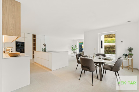 Moradia geminada com 3 quarto(s) para venda em Roodt-sur-Syre