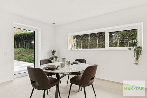 Moradia geminada com 3 quarto(s) para venda em Roodt-sur-Syre