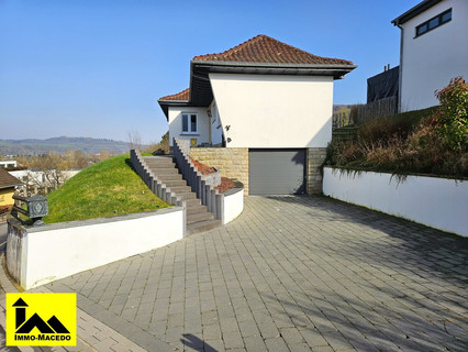 Moradia individual com 4 quarto(s) para venda em Ingeldorf