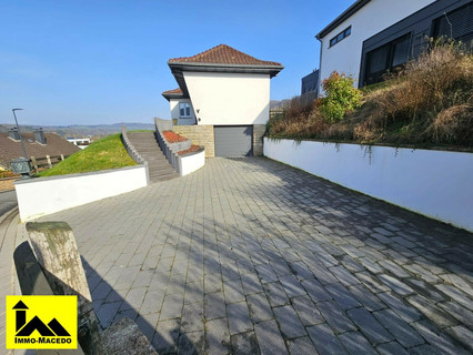 Moradia individual com 4 quarto(s) para venda em Ingeldorf