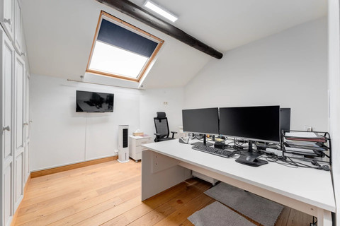 Casa de aldeia com 7 quarto(s) para venda em Senningen