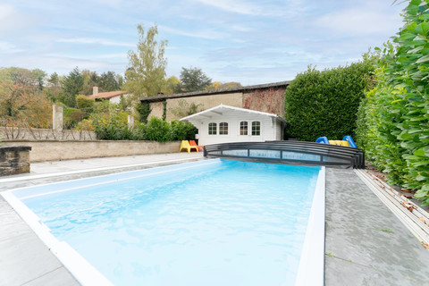 Casa de aldeia com 7 quarto(s) para venda em Senningen