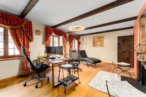 Casa de aldeia com 7 quarto(s) para venda em Senningen