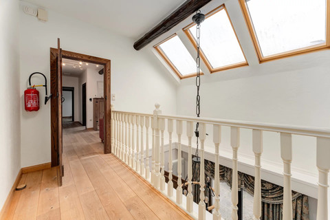 Casa de aldeia com 7 quarto(s) para venda em Senningen