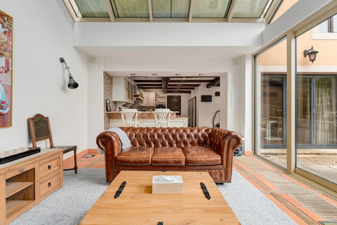 Casa de aldeia com 7 quarto(s) para venda em Senningen