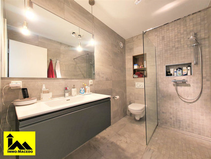 Duplex com 4 quarto(s) para venda em Bettendorf