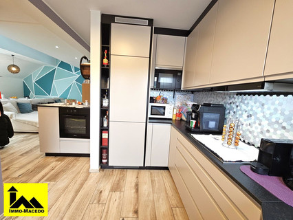 Duplex com 4 quarto(s) para venda em Bettendorf