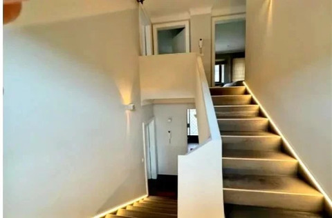 Moradia geminada com 4 quarto(s) para venda em Rumelange